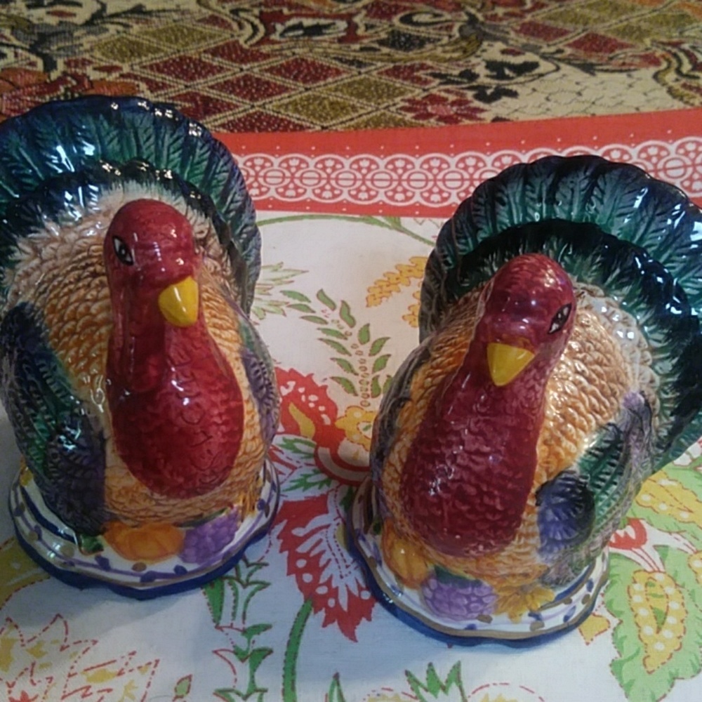 NEW Salt and pepper shakers.
